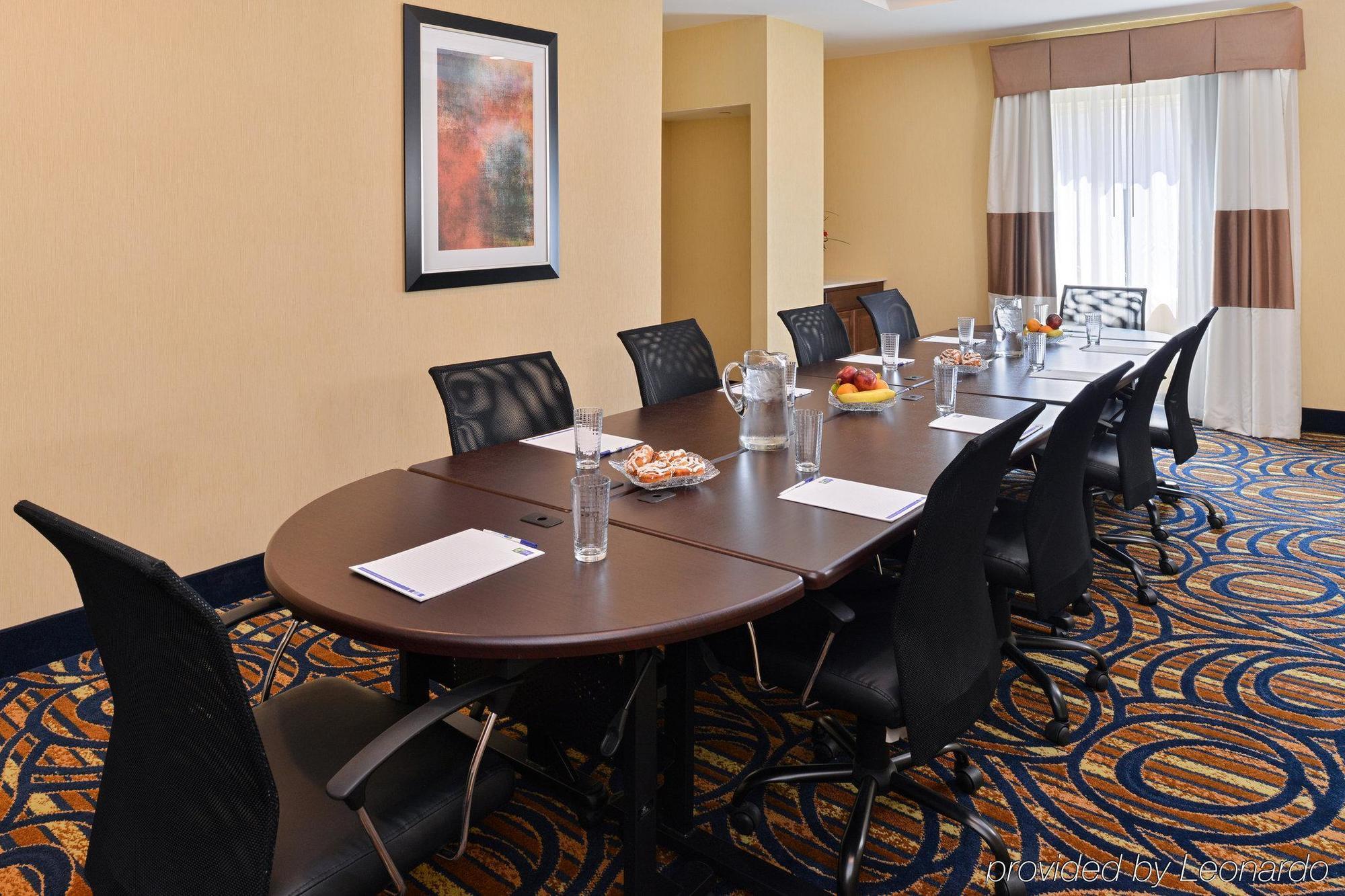 Holiday Inn Express & Suites Peekskill-Lower Hudson Valley By Ihg Εξωτερικό φωτογραφία