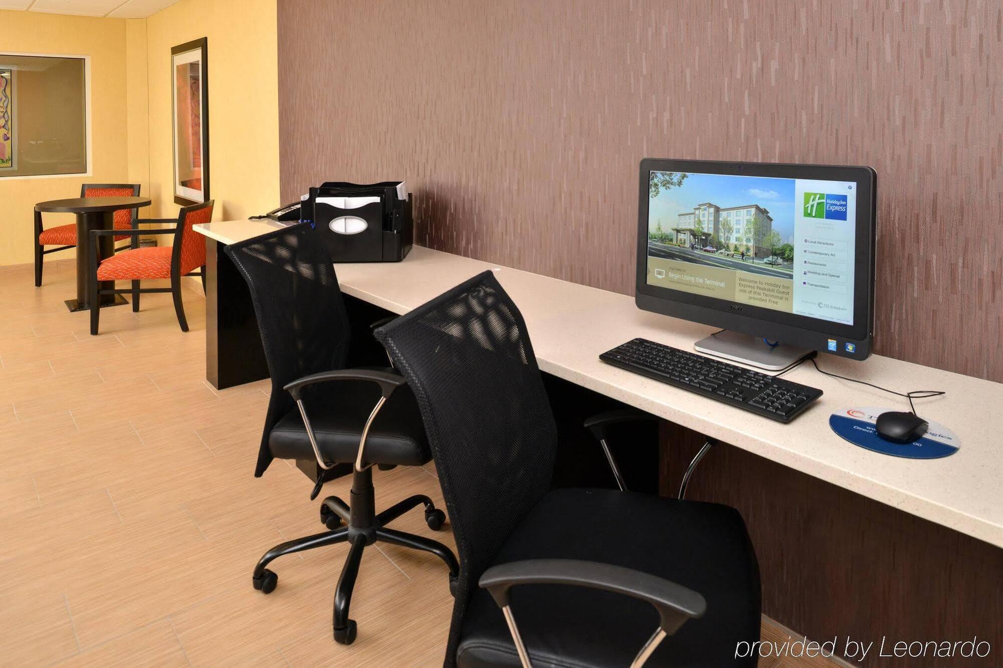 Holiday Inn Express & Suites Peekskill-Lower Hudson Valley By Ihg Εξωτερικό φωτογραφία